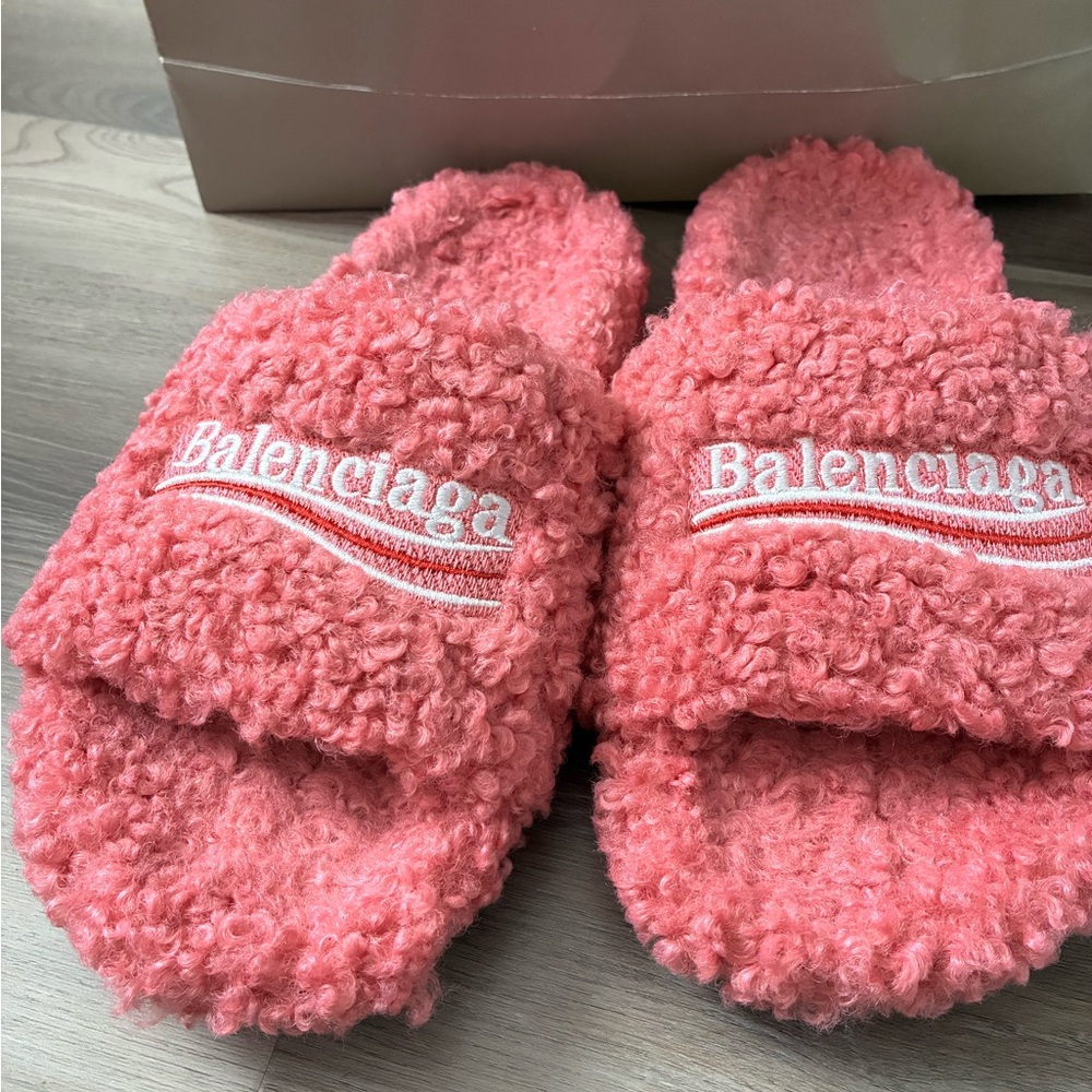 Balenciaga fizzy Slides